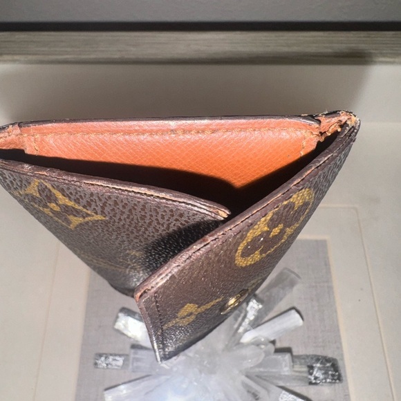 Authentic Louis Vuitton Monogram Key Holder. Vintage. - Picture 7 of 12